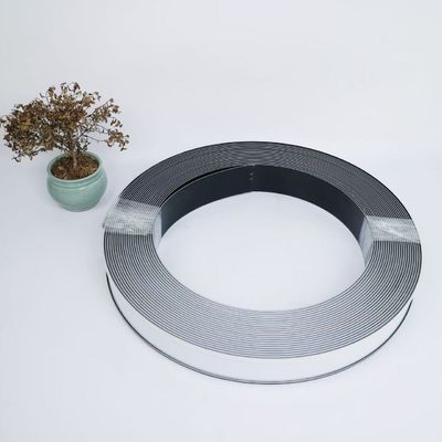 Geometrische lettervormen van kunststof met instelbare helderheid voor gebruik binnen of buiten