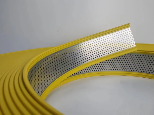 Gele aluminium kanaalspoel flexibel buigprofiel met gat voor elegante randtoepassingen